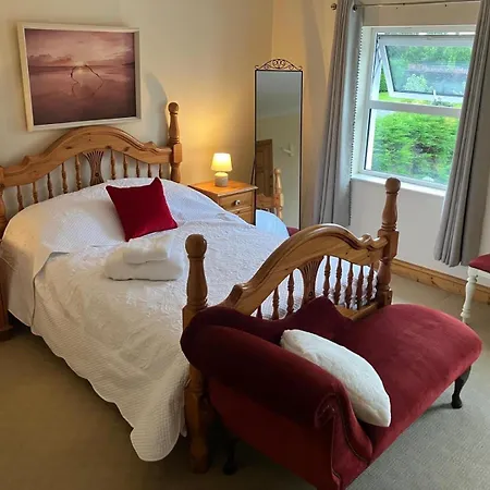 Lägenhet Rooghaun House *