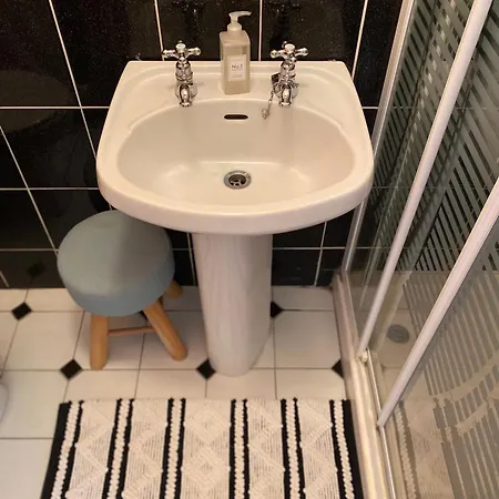 Apartment Rooghaun House